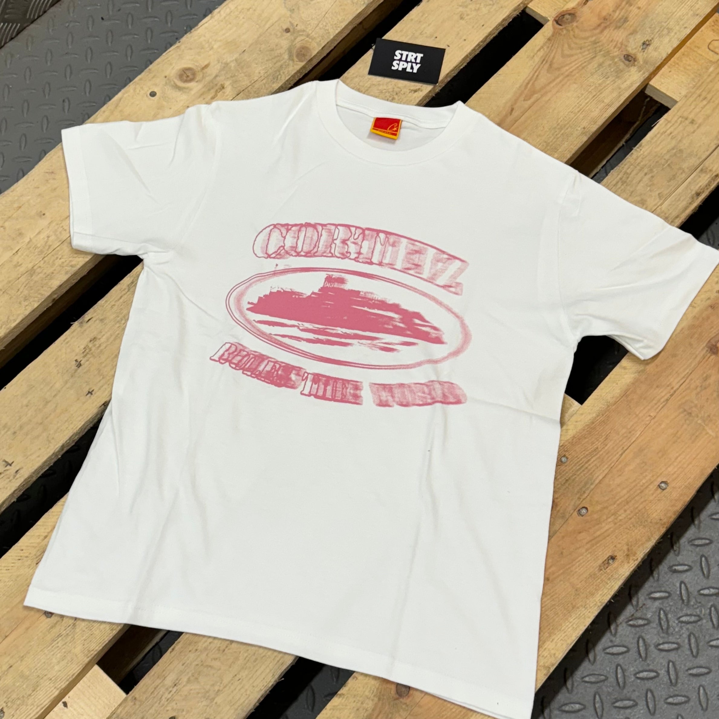 Corteiz RTW Alcatraz Blur T-Shirt - White / Powder Pink