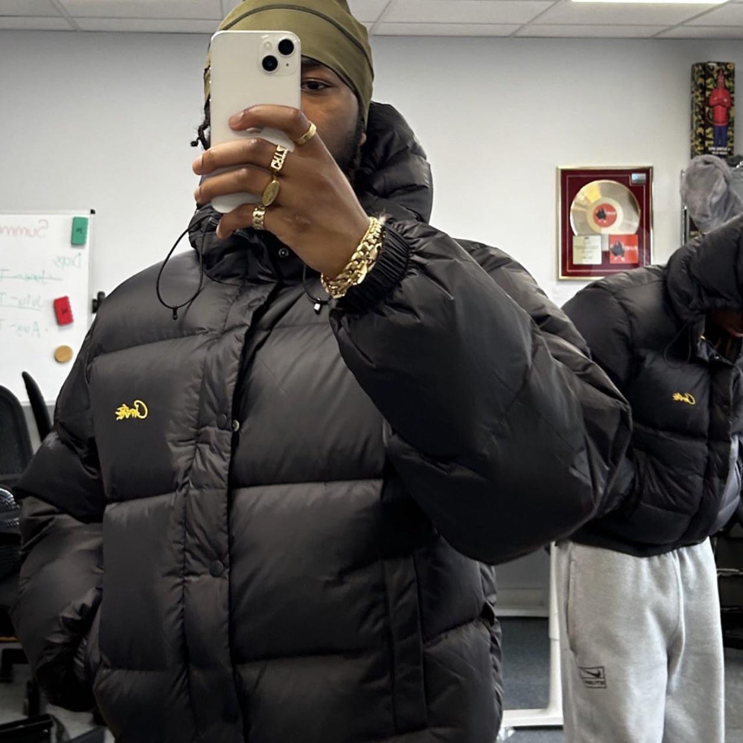 Corteiz RTW Bolo V2 Puffer Jacket - Black